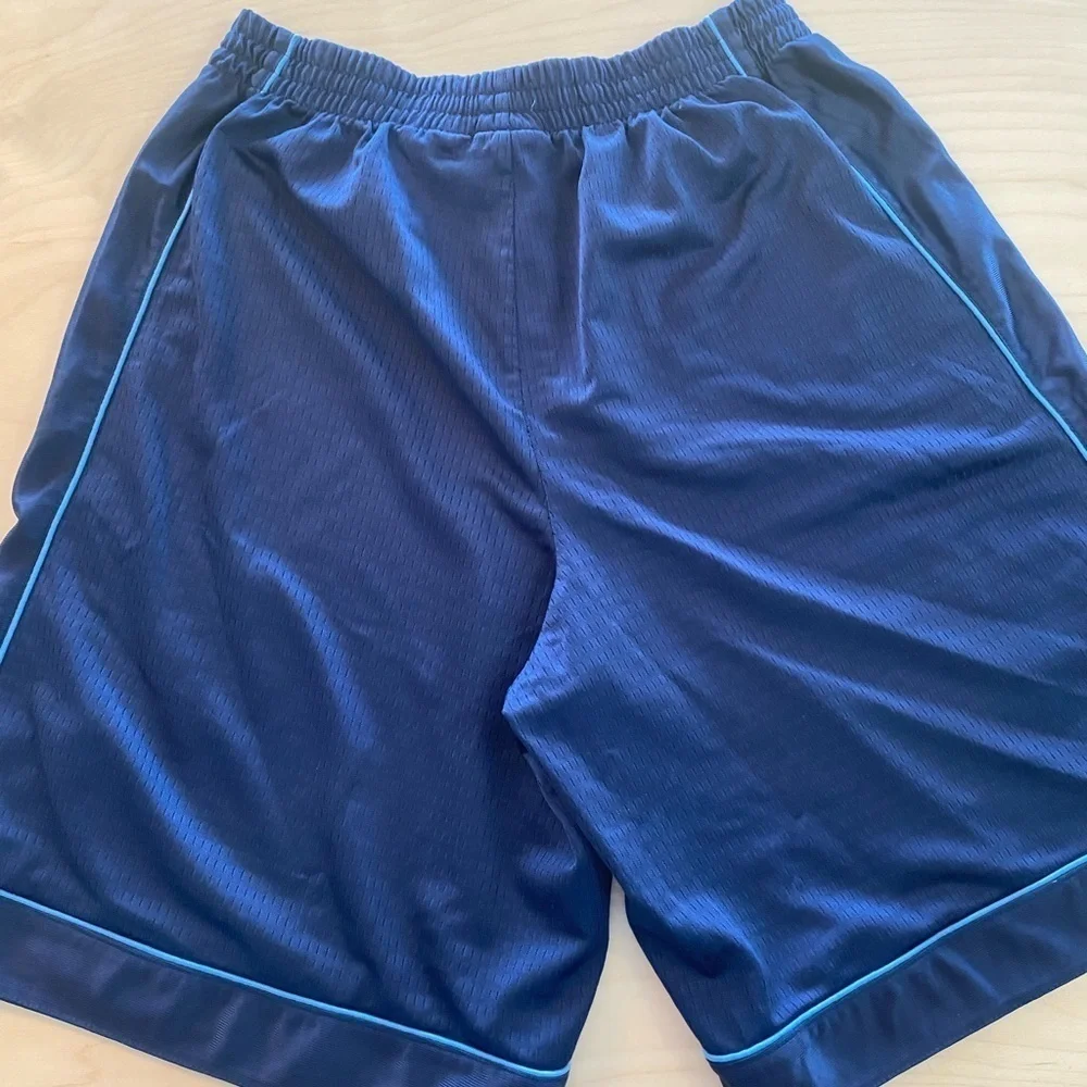 Bugle Boy Sports Shorts size Large (CK)